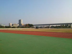 2015/12/16舎人公園陸上競技場は快晴でした