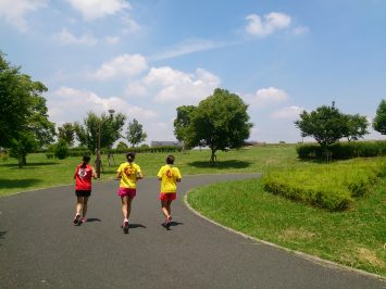 舎人公園でダウンジョグ