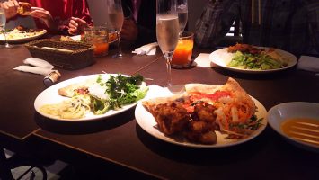 2017/10/18のランチは新宿サブナードのサルヴァトーレで食べ放題