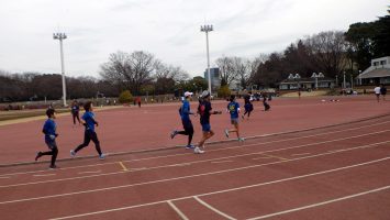 201/02/21の颯走塾水曜マラソン練習会in織田フィールド3