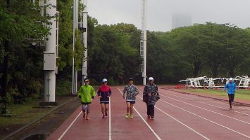 2018/04/18の颯走塾水曜マラソン練習会in織田フィールド1