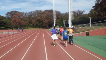 2018/10/24の颯走塾水曜マラソン練習会in織田フィールド1