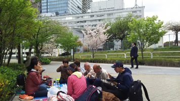 2019/04/17は気象庁の裏でお花見ランチ