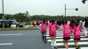 2019/04/17の颯走塾水曜マラソン練習会in皇居3