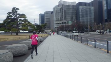 2019/12/25の颯走塾水曜マラソン練習会in皇居4